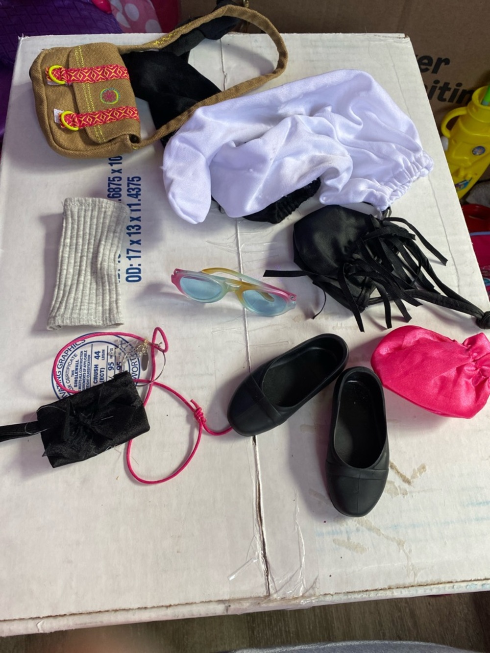American Girl and Our Generation Doll Accessories - Used (bundle #3) - Picture 7 of 7